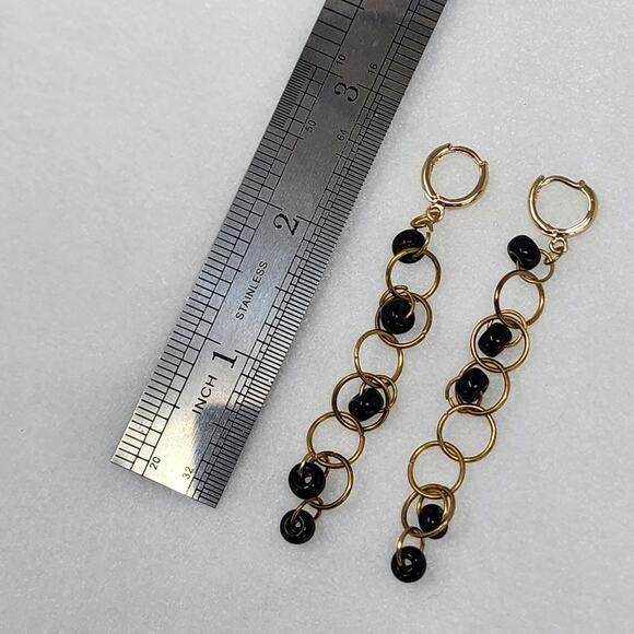 Retro Gold Dangle Earrings - Picture 3 of 3